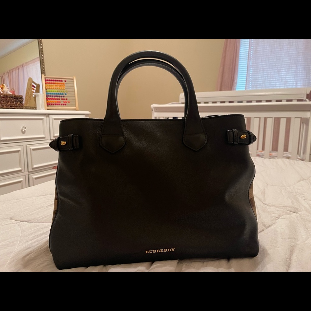 Burberry House Check Medium Tote